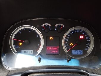 Volkswagen golf IV - 9