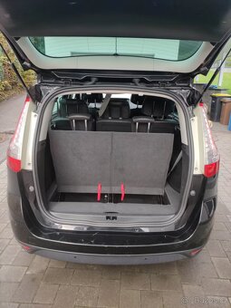 Renault Grand Scenic  nafta 96kW  159000km 7míst  edice BOSE - 9