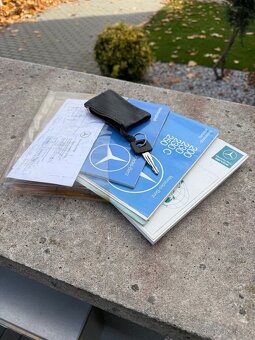 Mercedes-Benz W123 200 benzin - 9