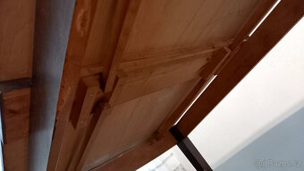 Jídelní rozkládací stůl se židlemi z roku 1952 - 9