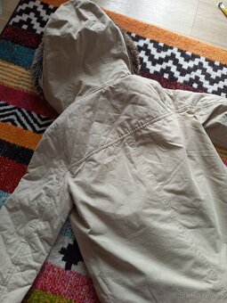 Parka s velkou kapucí Zara M - 9
