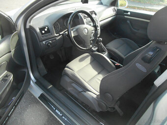VW GOLF 5 SPORT 2.0 Tdi 103 kW - 9