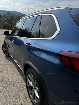 BMW X5 xDrive 45e 70t km top výbava - 9