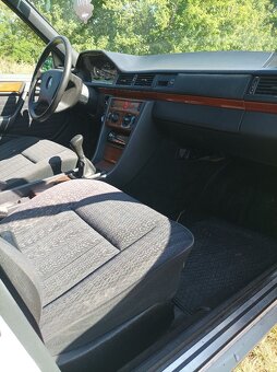 Mercedes E300D W124 - 9