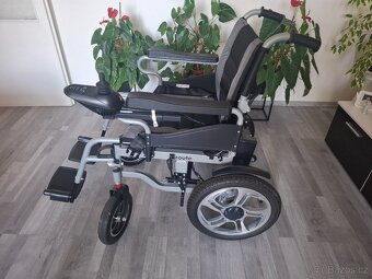 Elektrický invalidní vozík skládací Eroute 6001A - 9