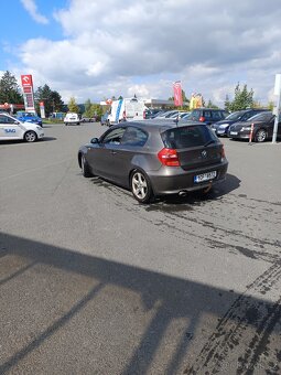 Prodám BMW e87 2.0d 105 kW Mpaket - 9