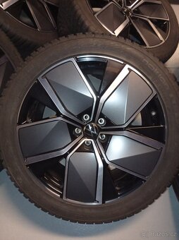 ZANOVNI ZIMNI 21" LEEDS originál VW Touareg r.v. 2023 - 9