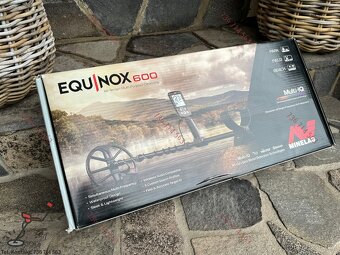 Detektor kovů Minelab Equinox 600 - 9