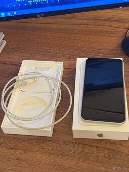 iPhone 11 64GB - 9