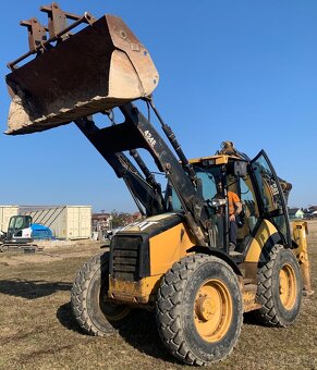Kolový traktor-bagr Caterpillar 434E - 9
