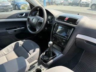Škoda Octavia 2.0tdi - 9