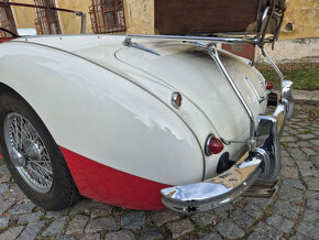 Austin-Healey 100/6 z roku 1959 Overdrive - 9