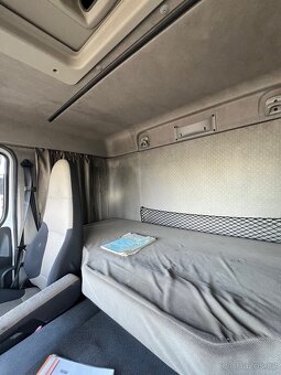 RENAULT PREMIUM 410 DXI 6x2 MANUAL - 9