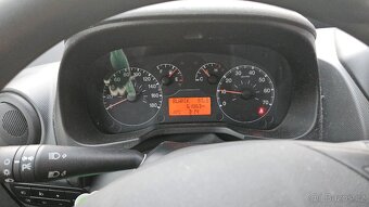 FIAT QUBO 1,4 54 kW - 9
