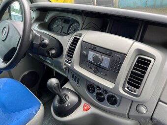HEZKÝ OPEL VIVARO 2.5 CDTI -- WESTFALIA -- WEBASTO -- SPANÍ - 9