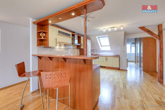 Pronájem bytu 4+kk, 140 m², Plzeň, ul. Úslavská - 9