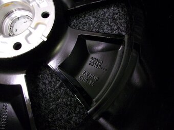 Renault nissan toyota honda mazda kia hyundai 5x114,3 r18 - 9
