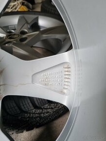 ALU kola+pneuŠKODA"Volans"Pirelli zimni205/50/R17 6.5J ET4 - 9