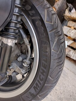 Piaggio Mp3 - 9