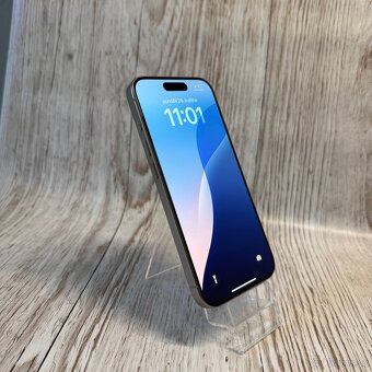 iPhone 15 Pro 256GB, bílý, eSIM, 97% baterie (rok záruka) - 9