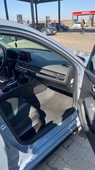 Honda Civic 2.0 e:hev elegance - 9