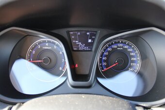 Hyundai ix20, 1,4i 66KW, 33.455 km,KAMERA,NAVI, r.v.2015 - 9