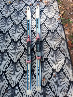 Sjezdové lyže Fisher RCA, Atomic a Artis 648 s vázáním - 9