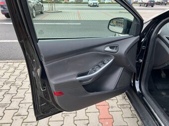 Ford Focus 1.6 TDCi 77kw digi klima NAVI - 9