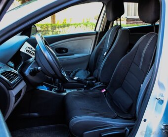 Renault Megane 1,5dci - 9
