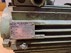 Motory - 9