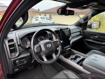 Půjčovna Dodge RAM 1500 HEMI - 9