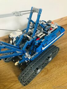 Lego Technic - Pásový jeřáb - 9