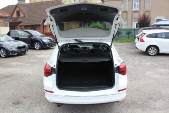 Opel Astra 1.4T, 103 kW, Tovární LPG - 9
