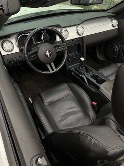 Ford Mustang v6 manuál - 9