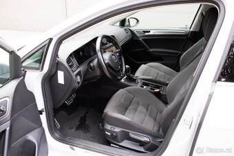 Volkswagen Golf - 9