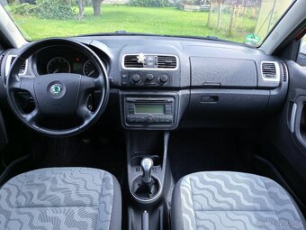 Škoda Fabia II 1.4, 63 kW, 2008, SKVĚLÁ VÝBAVA - 9