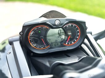 Can-am Spyder 1330 F3 SM6 MY2015 - 9