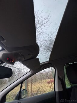 Peugeot 308 sw, 1.6 i, rv 12/2012 - 9