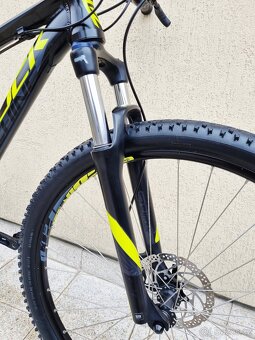 #34 RockMachine Sharkspine 29“ - 9