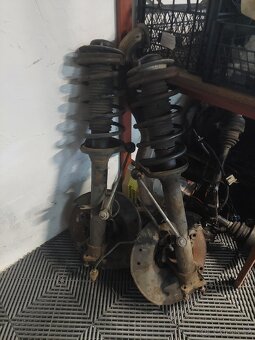 BMW E34 DÍLY - 9