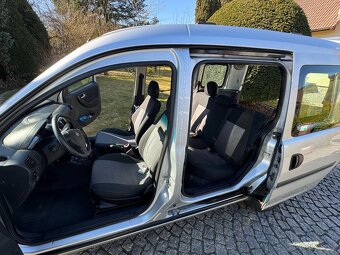 Opel Combo–C–CNG 1.6 benzin 71kW 2006 - 9