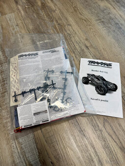 Traxxas Rustler 4x4 VXL + bohaté příslušenství - 9