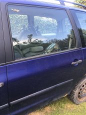 Ford Galaxy r.v.2000 dveře - 9