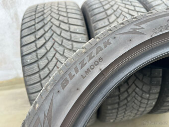 235/40R19 zimní pneu BRIDGESTONE BLIZZAK LM005 - 9