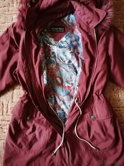 Dámská bunda s kapucí vel. M - 9