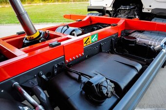 MERCEDES ATEGO 1218 TŘÍSTRANNÝ S3 - SKLÁPĚČ - VYKLÁPĚČ EURO5 - 9