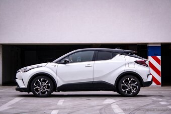 Toyota C-HR 1.8 Hybrid Selection E-CVT - 54 000km - 9