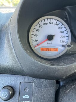 Toyota RAV4 2.0 benzín LPG 4x4 - 9