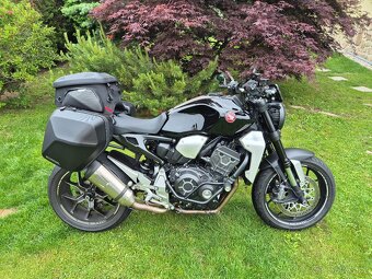 Honda CB 1000R+ - 9