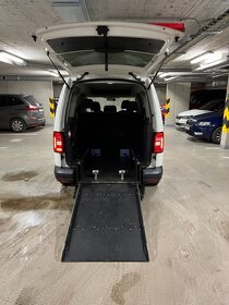 Auto pro vozíčkáře - ZTP - nájezdová rampa VW Caddy - 9